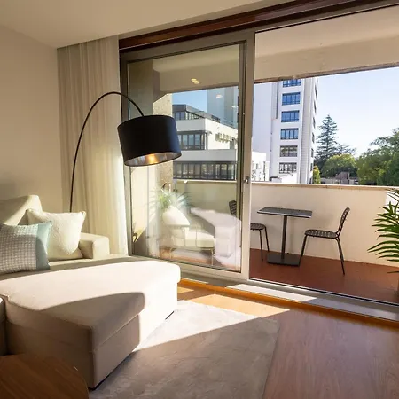 Retreats Z Apartment *