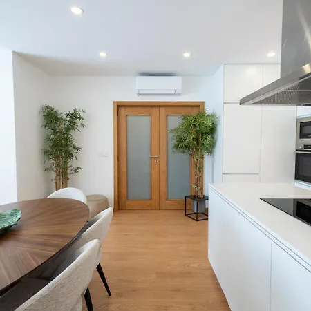 Retreats Z Apartment *
