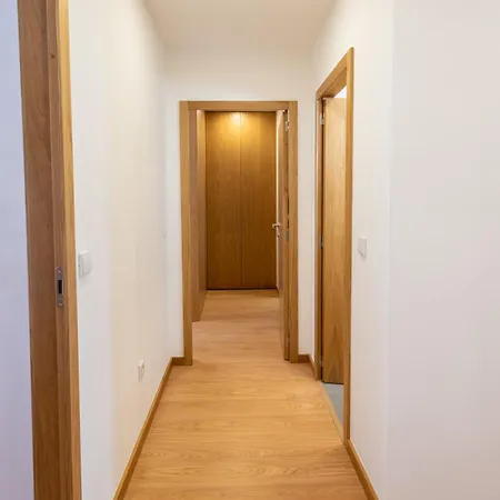 Apartment Retreats Z *