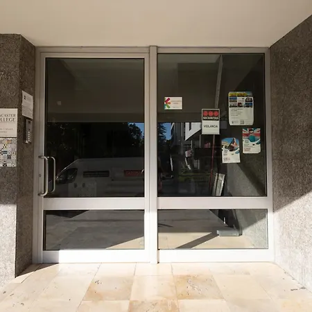 Retreats Z * Porto